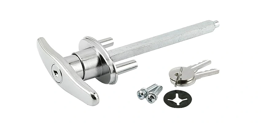 Old Style Garage Door Locks Replacements in Rio del Mar, California